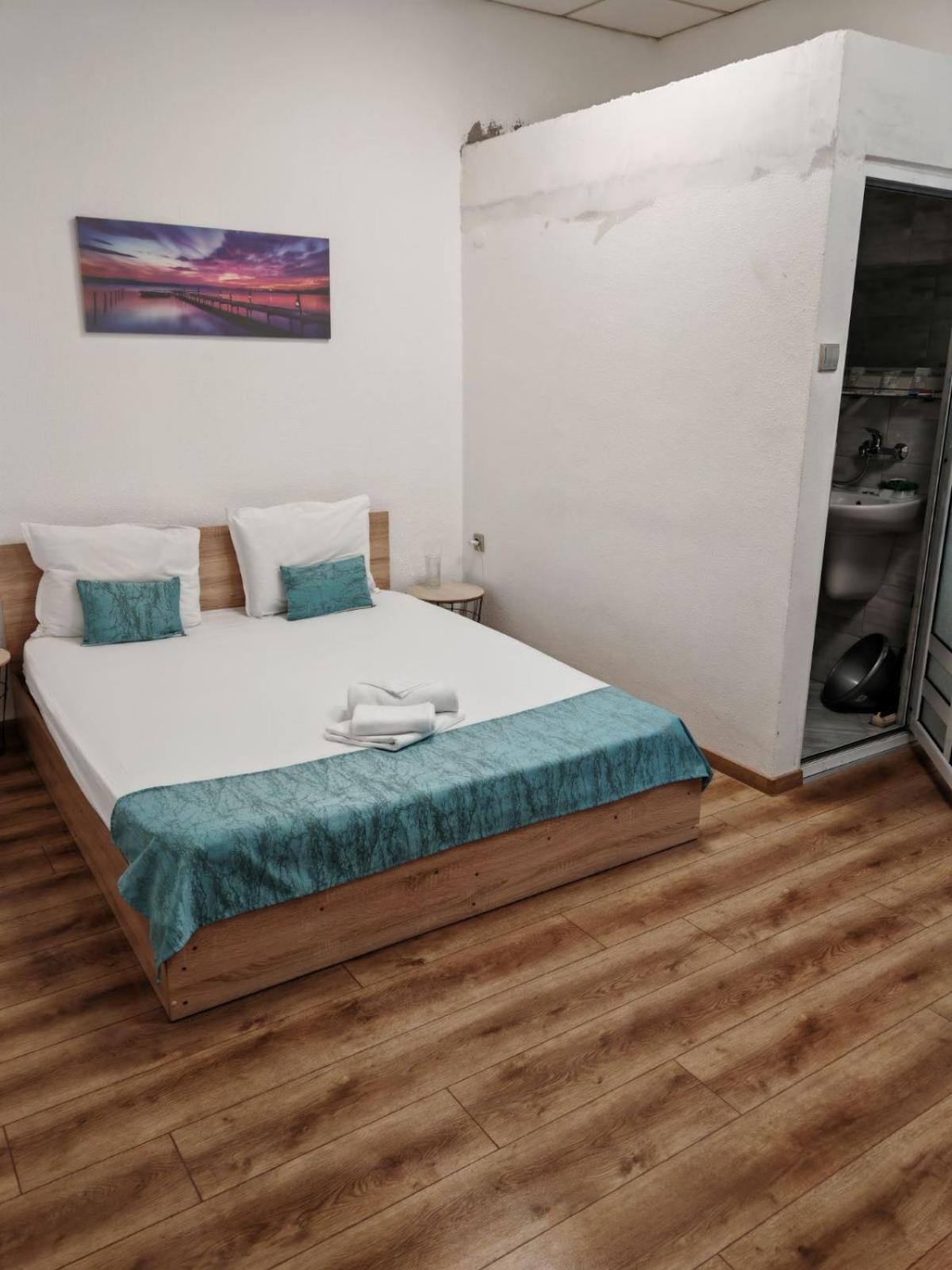 Къща За Гости Пиргос Burgas Ngoại thất bức ảnh
