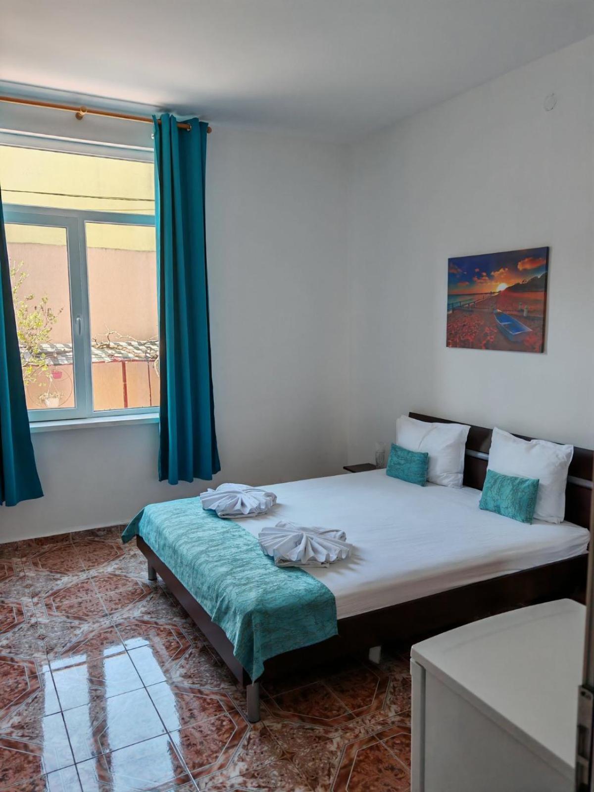 Къща За Гости Пиргос Burgas Ngoại thất bức ảnh