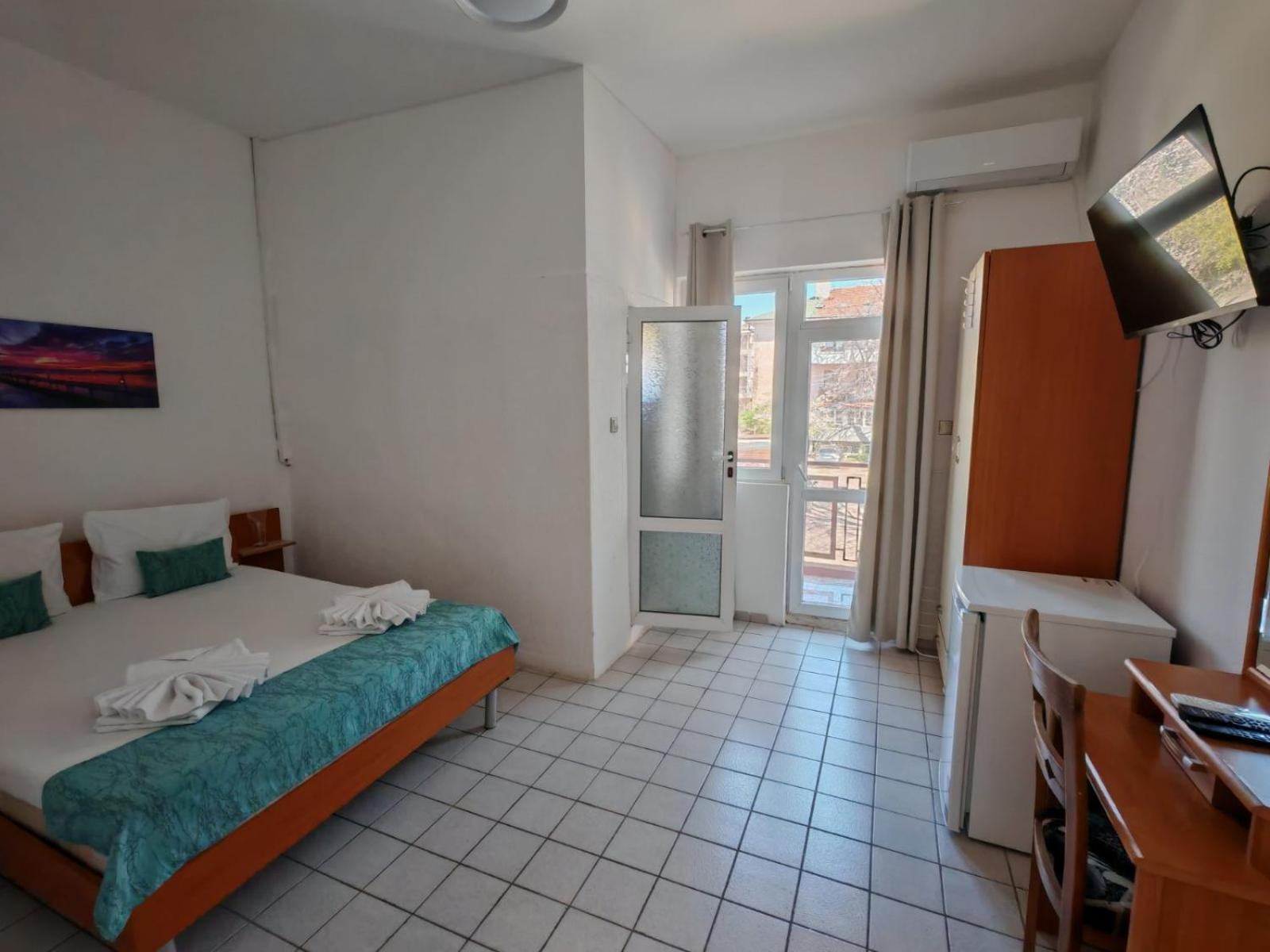 Къща За Гости Пиргос Burgas Ngoại thất bức ảnh