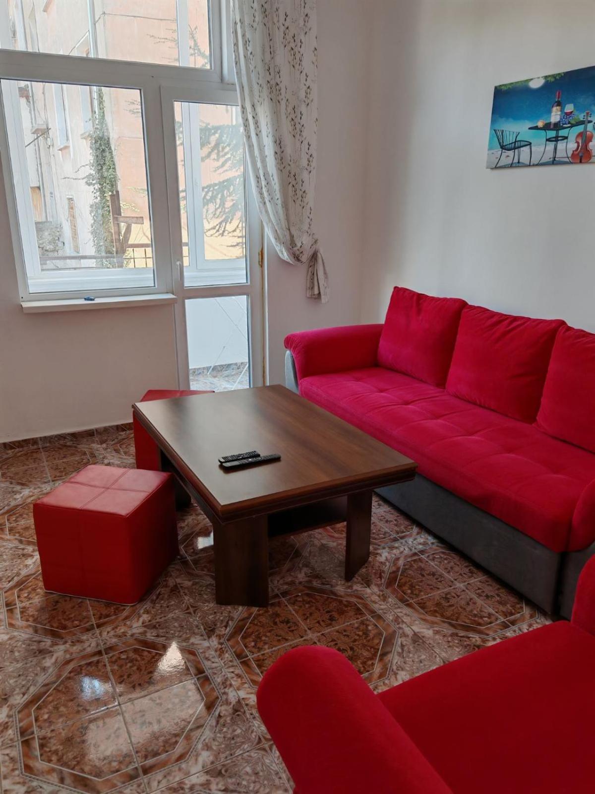 Къща За Гости Пиргос Burgas Ngoại thất bức ảnh