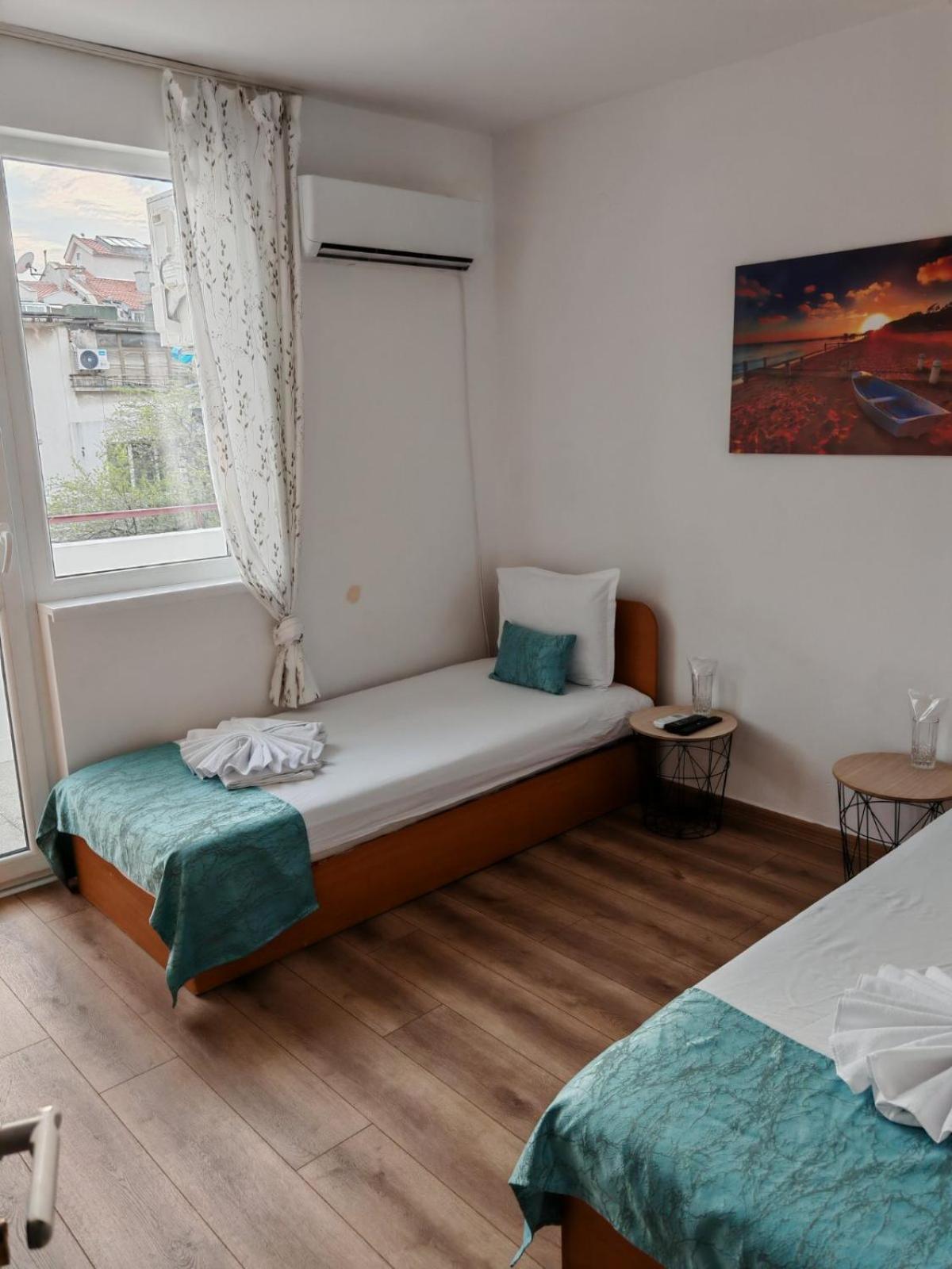 Къща За Гости Пиргос Burgas Ngoại thất bức ảnh